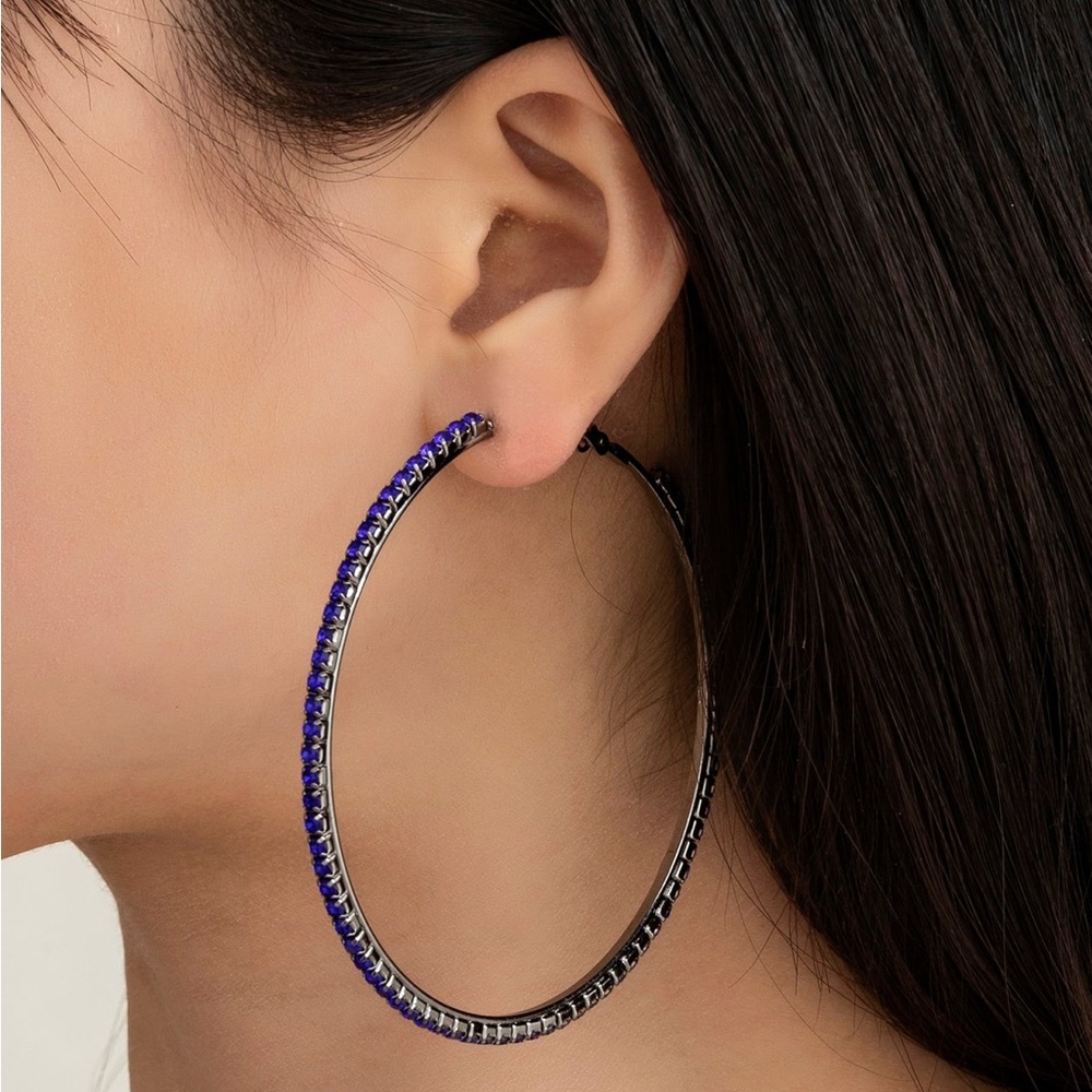 Women’s Rhinestone Hoop Earrings